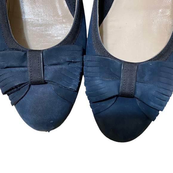 SALVATORE FERRAGAMO SUEDE VARA RIBBON FLATS.‎ SIZE 8 - Picture 4 of 12